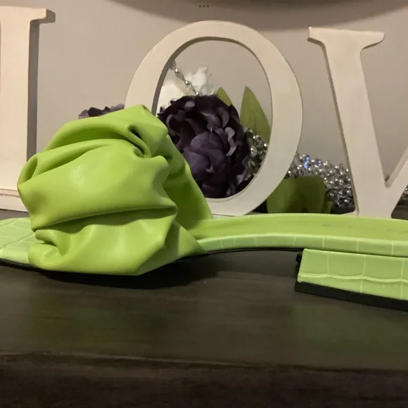 Sam Edelman Sandals - Picture 2 of 8